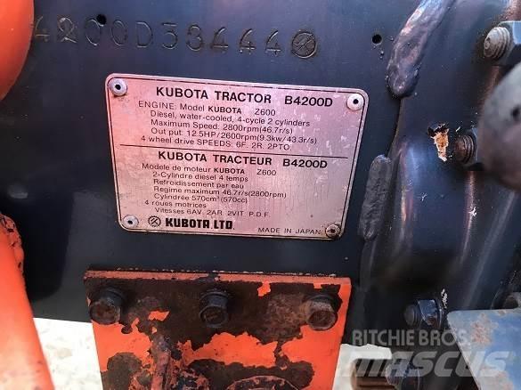 Kubota B4200 反铲装载机