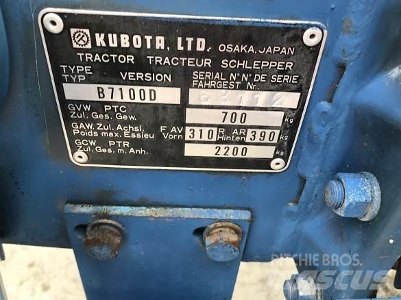 Kubota B7100D 反铲装载机