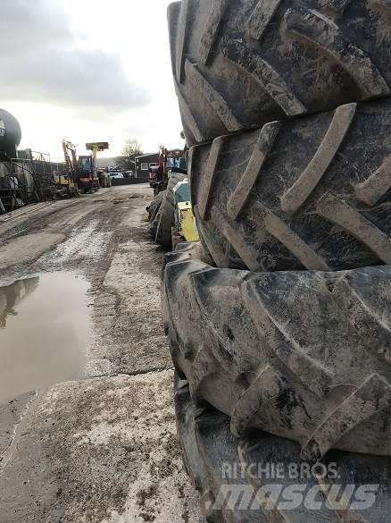  TYRES 轮胎、车轮和轮圈