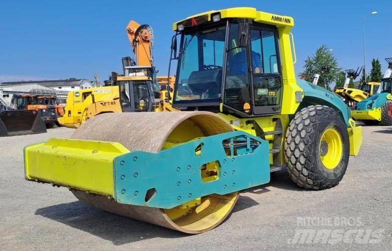 Ammann ASC170 复合式压路机