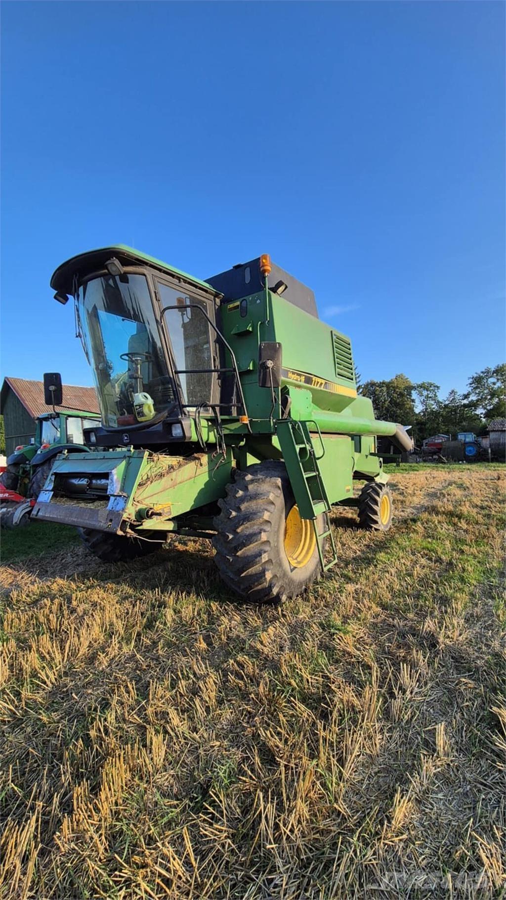 John Deere 1177 联合收割机