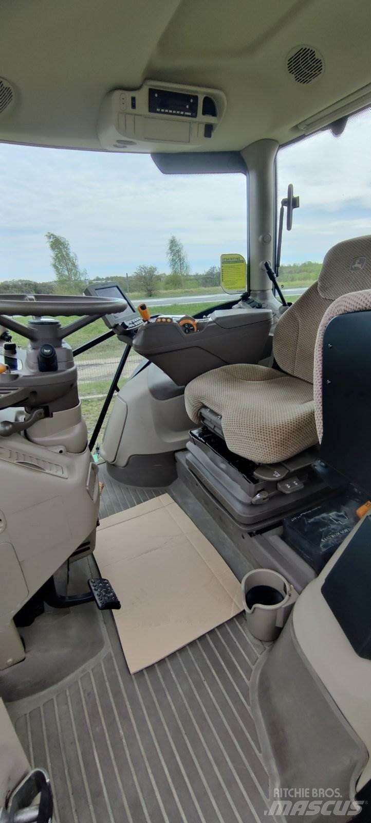 John Deere 6215R 拖拉机/农用车