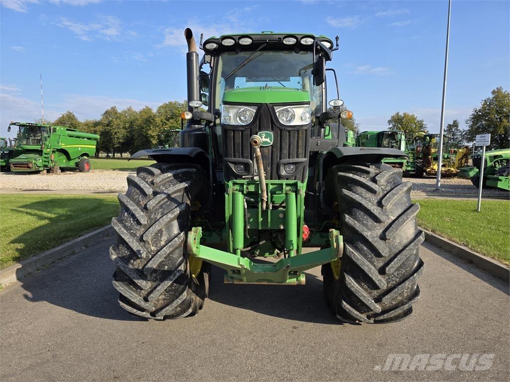 John Deere 6215R 拖拉机/农用车