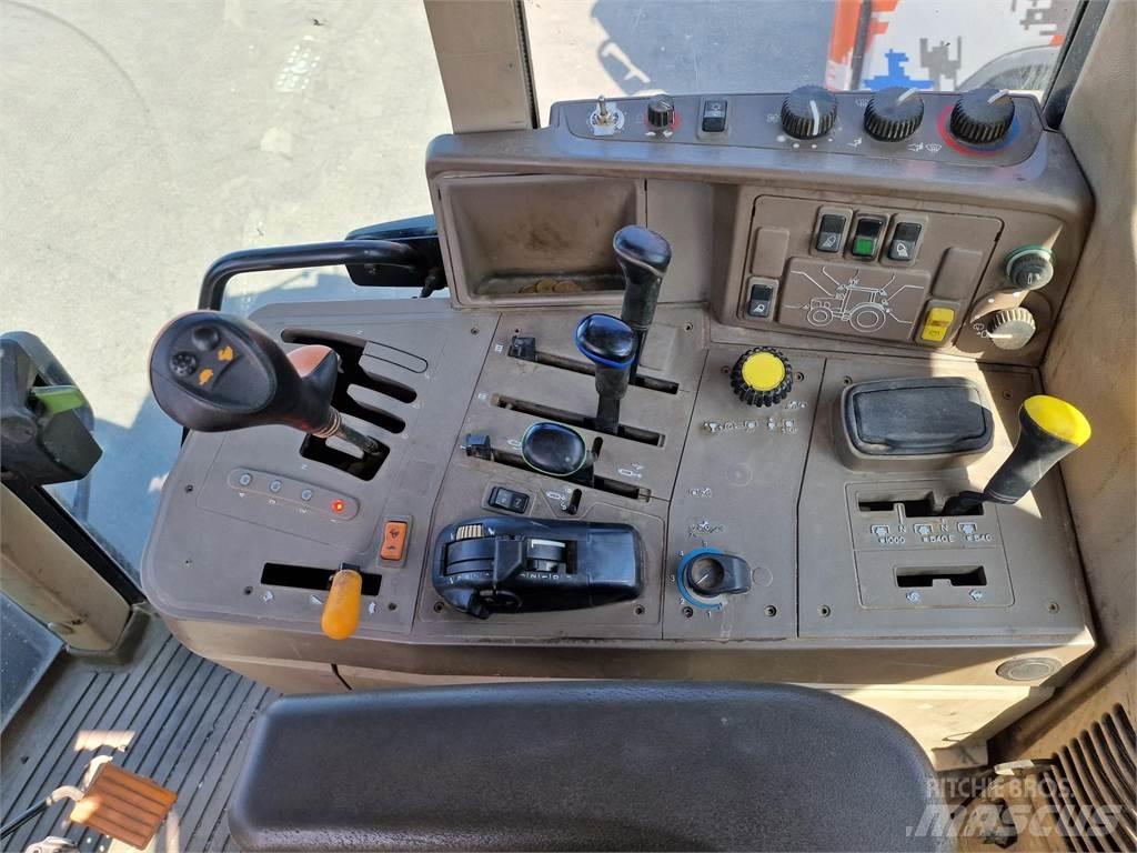 John Deere 6930 拖拉机/农用车