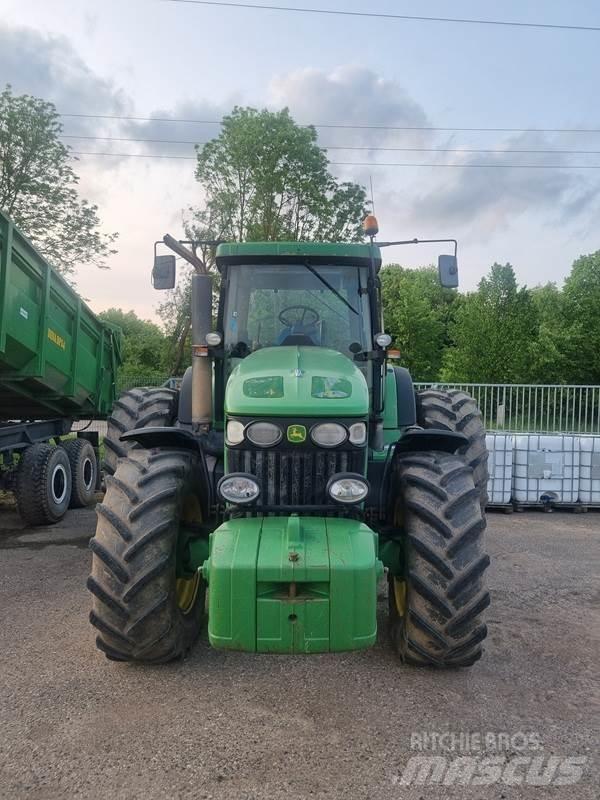 John Deere 7820 拖拉机/农用车