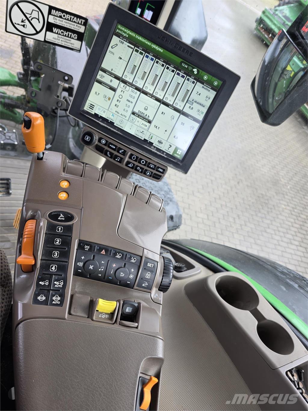 John Deere 8320R 拖拉机/农用车