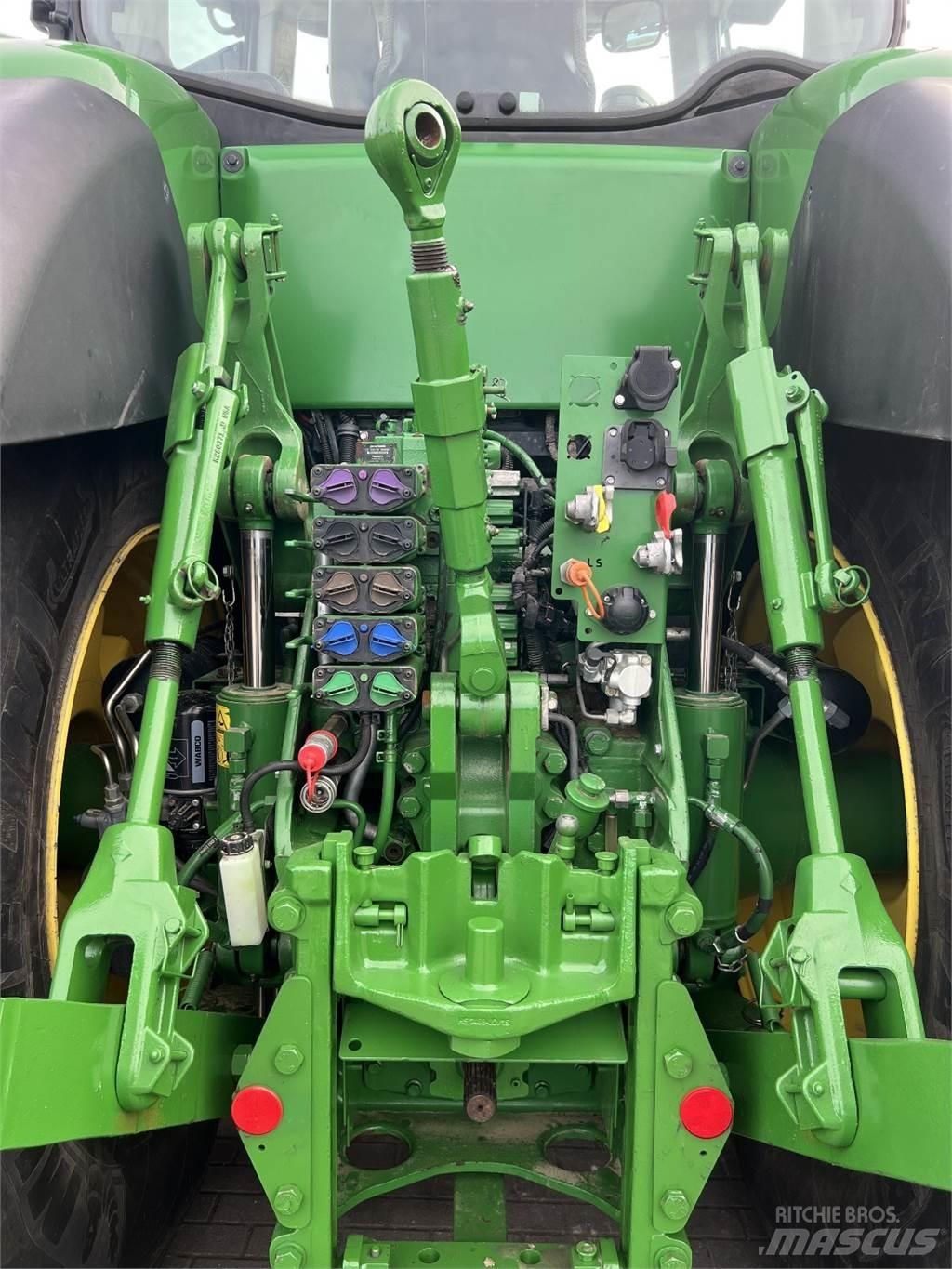John Deere 8400R 拖拉机/农用车