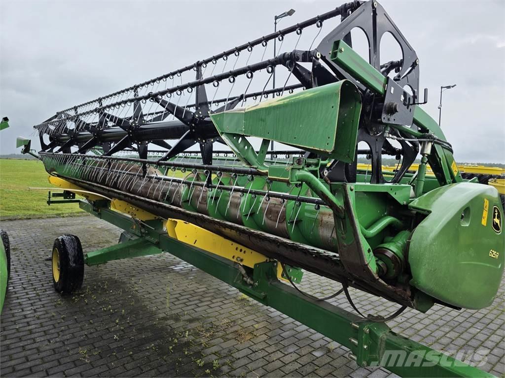 John Deere T660 联合收割机