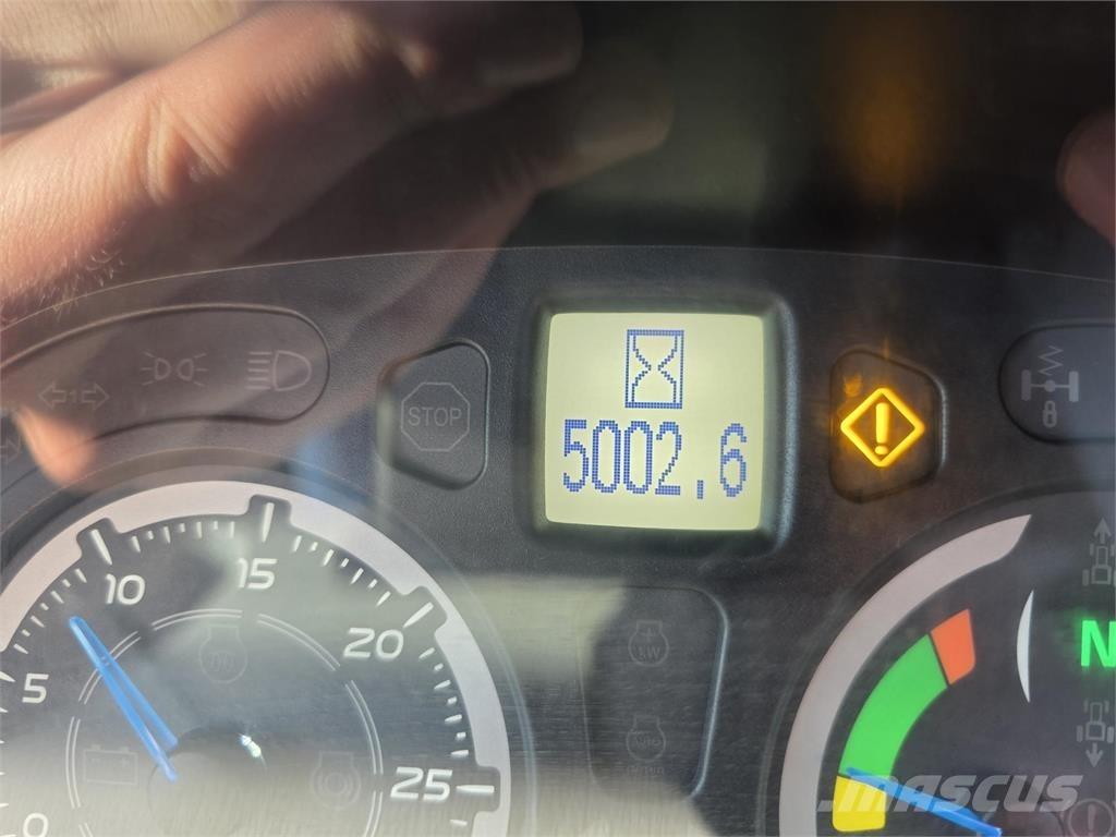 New Holland T7.215S 拖拉机/农用车