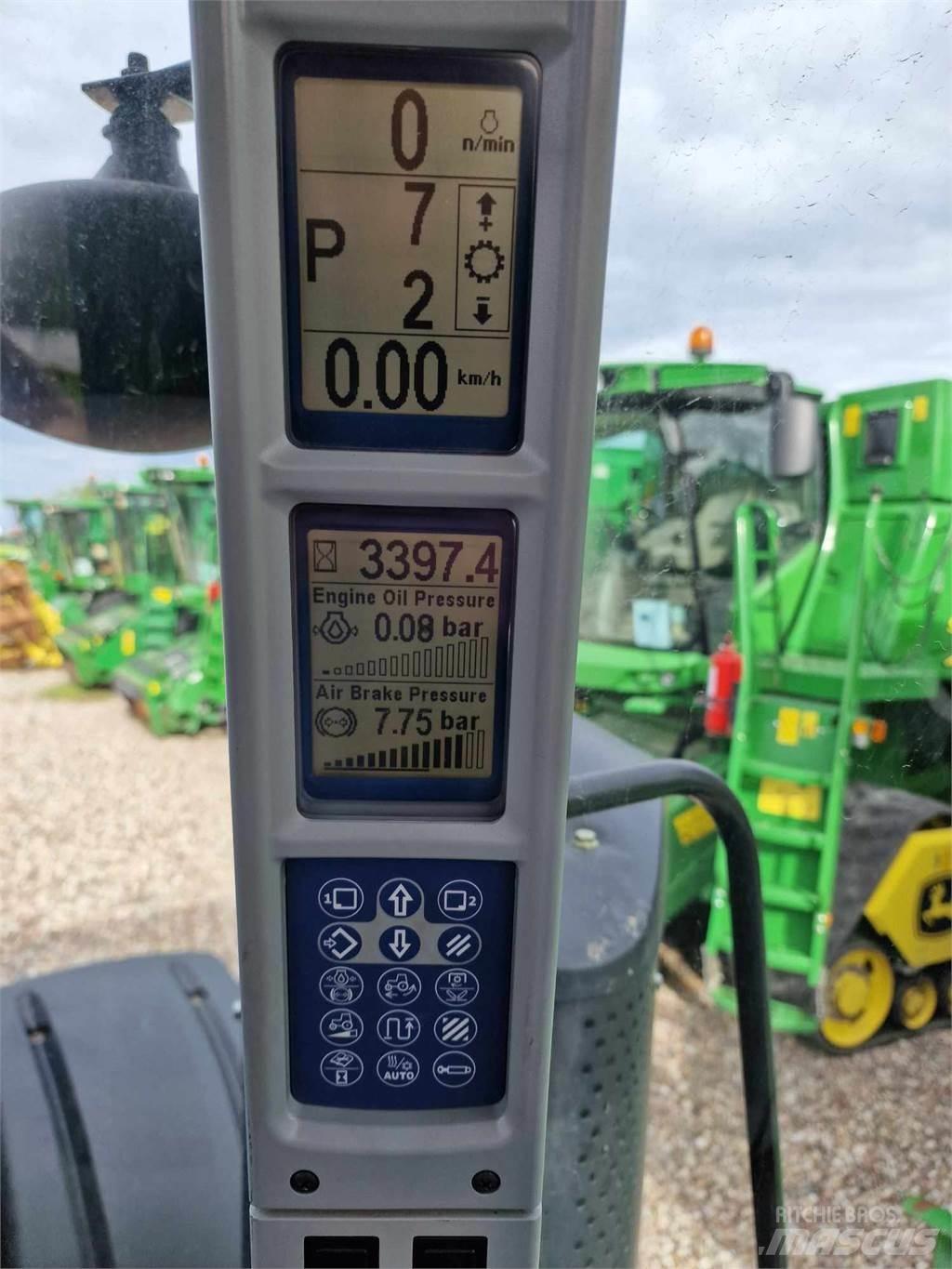 New Holland T8.410 拖拉机/农用车