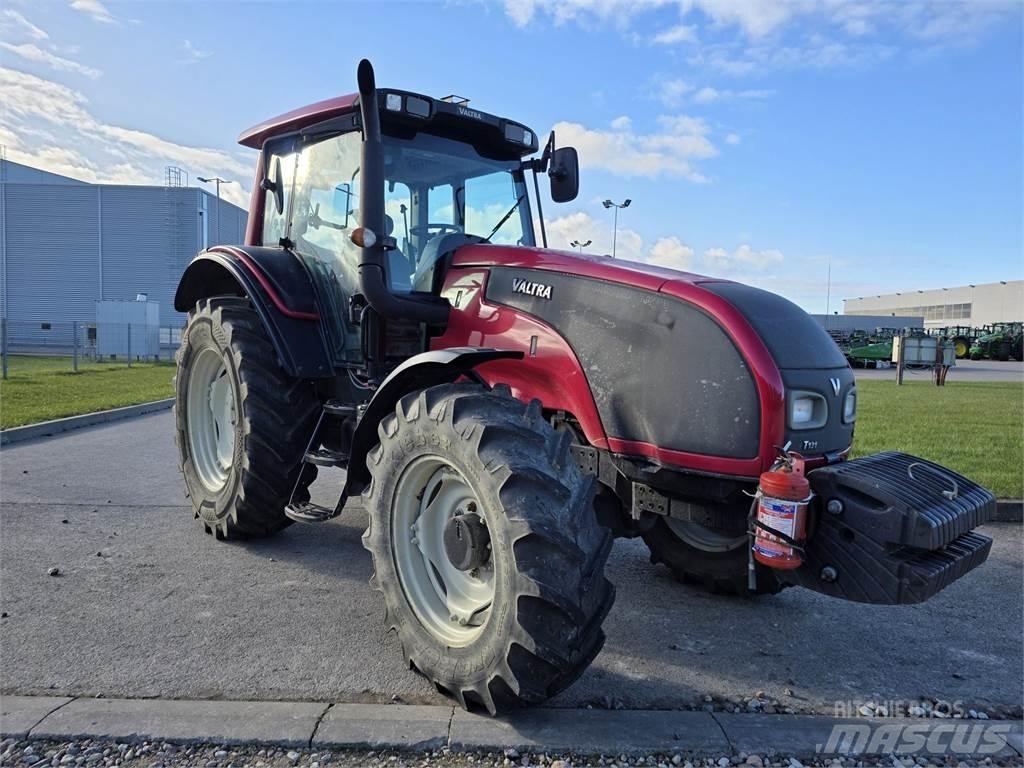 Valtra T131c 拖拉机/农用车