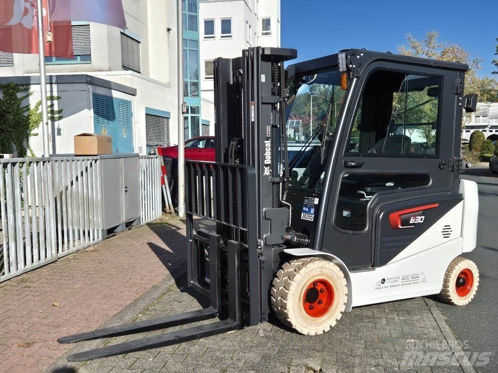 Bobcat B30NS 电动叉车