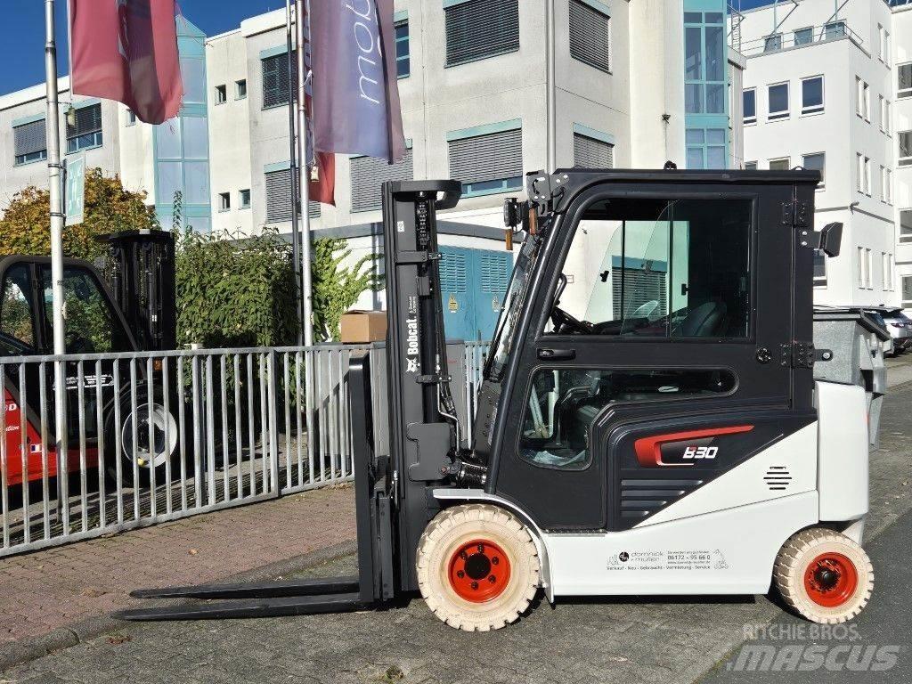 Bobcat B30NS 电动叉车