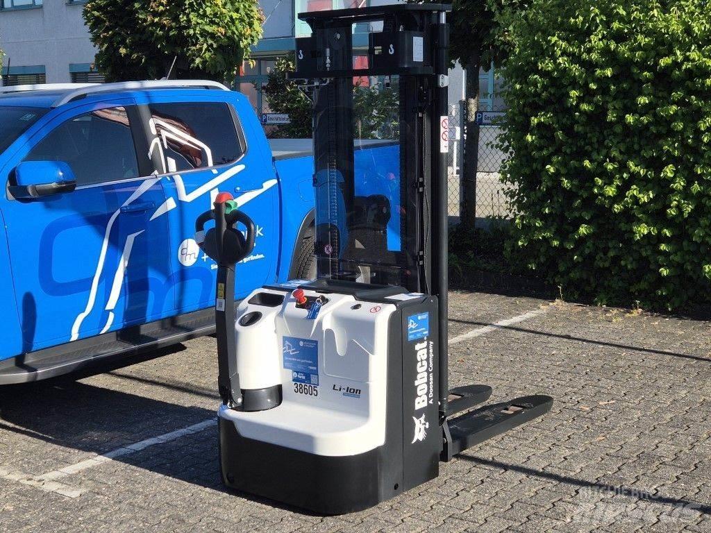 Bobcat BSL16N-I 手推堆垛车