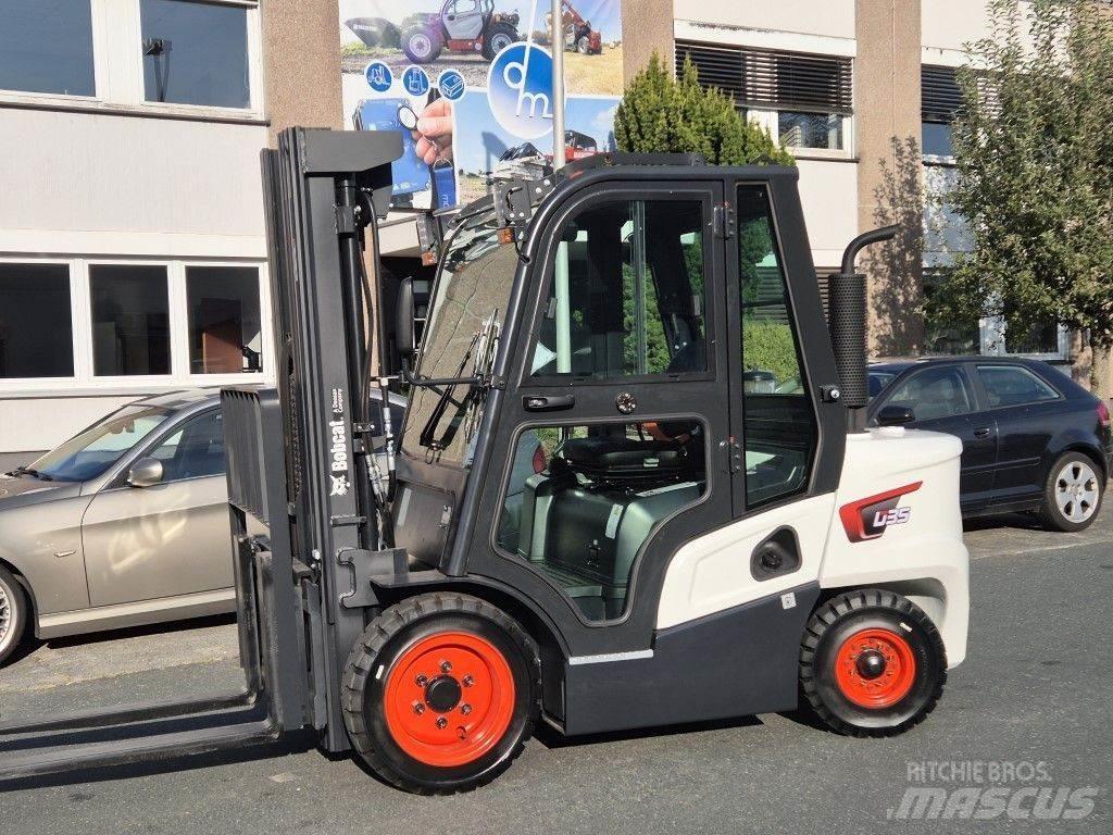 Bobcat D35NXS 柴油叉车