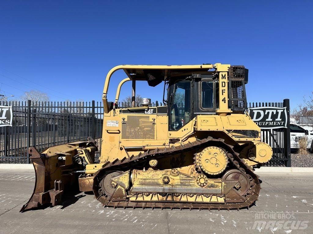 CAT D6M XL 履带式推土机