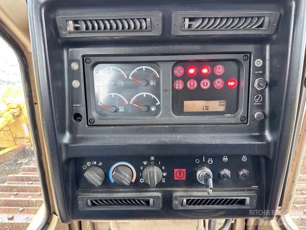 CAT D6M XL 履带式推土机