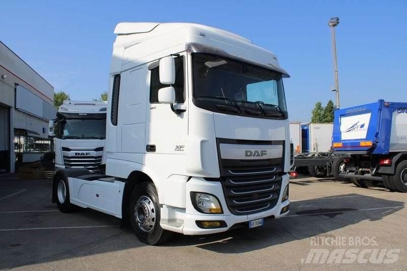 DAF XF 460 FT 15DT 牵引车