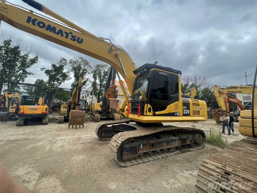 Komatsu PC 220 履带挖掘机
