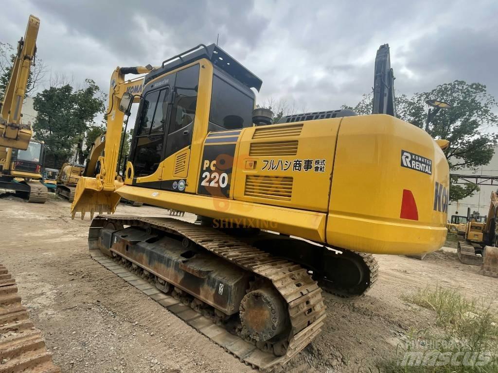Komatsu PC 220 履带挖掘机