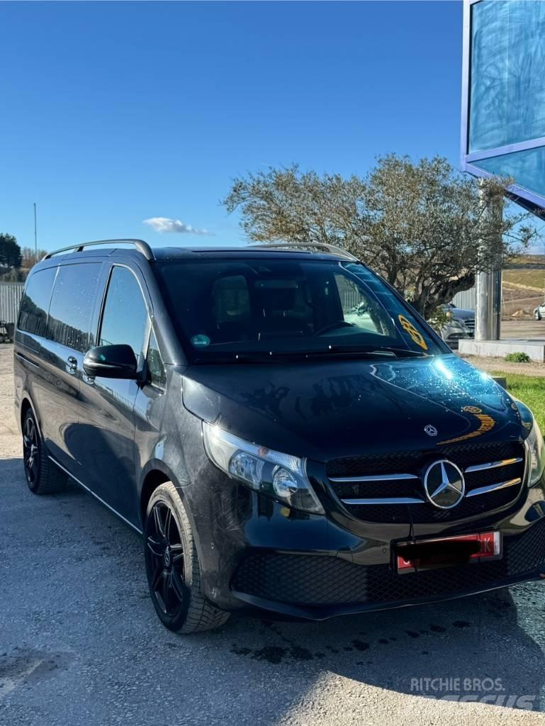 Mercedes-Benz V 250 大型面包车