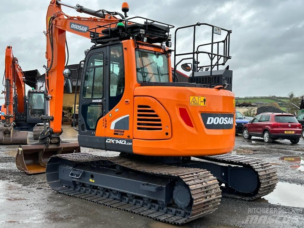 Doosan DX 140 LCR 履带挖掘机