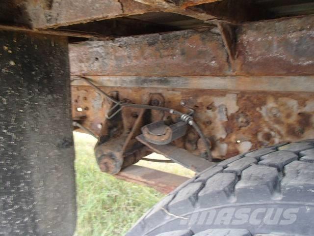 Ford F 550 平板栏板货车