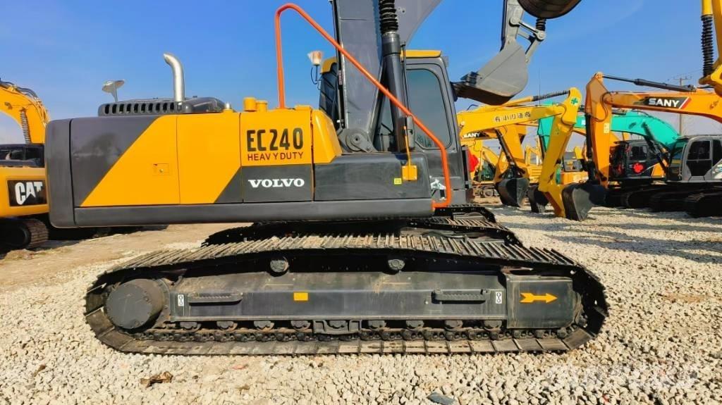 Volvo EC 240 履带挖掘机
