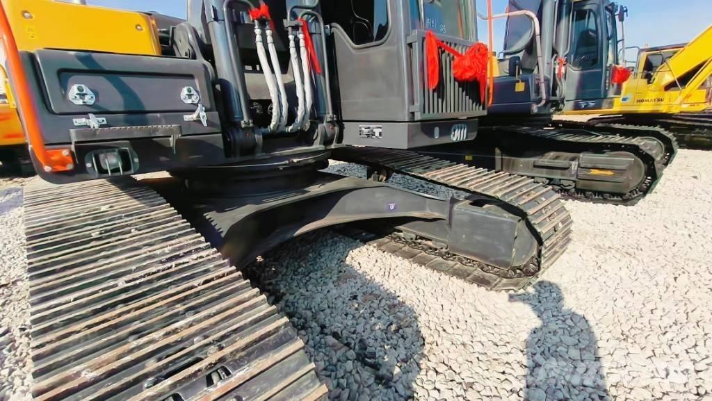 Volvo EC 240 履带挖掘机
