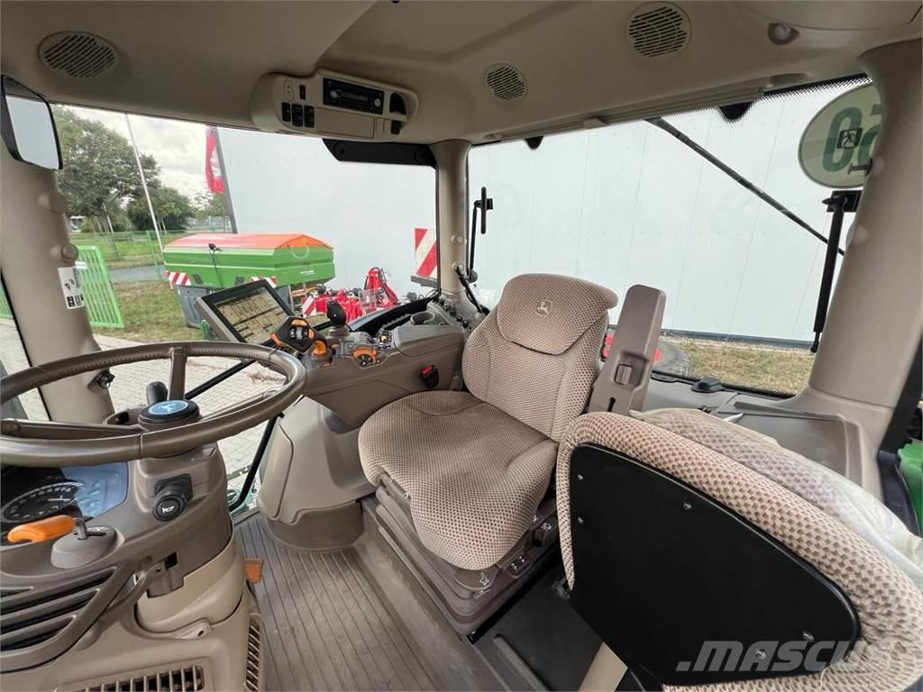 John Deere 6215 R 拖拉机/农用车