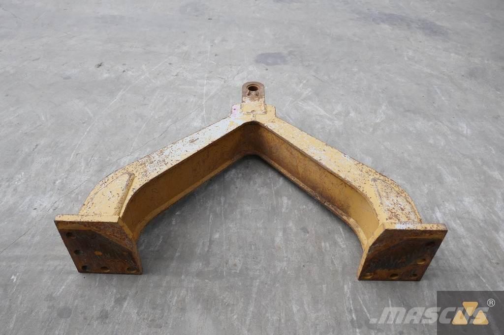 CAT D6 Drawbar 其他组件