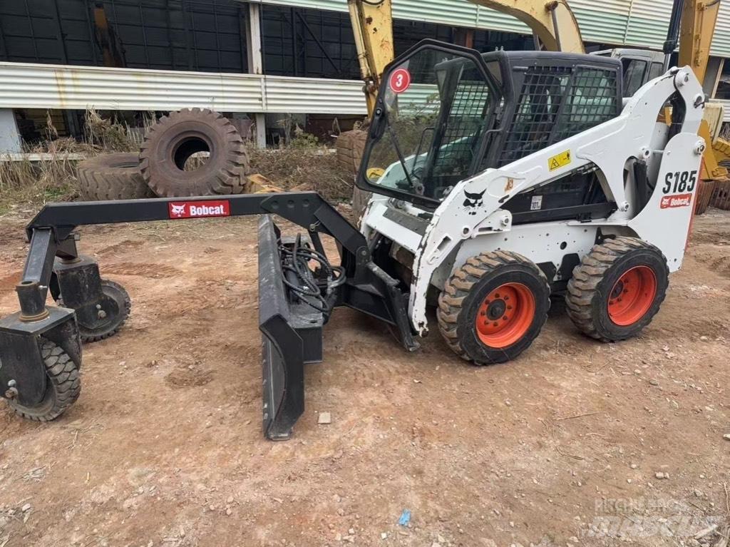 Bobcat S 185 滑移装载机