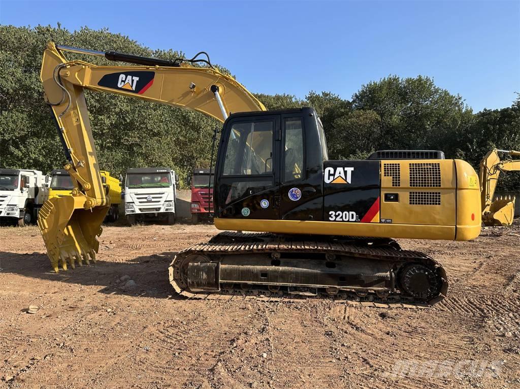 CAT 320 D 履带挖掘机