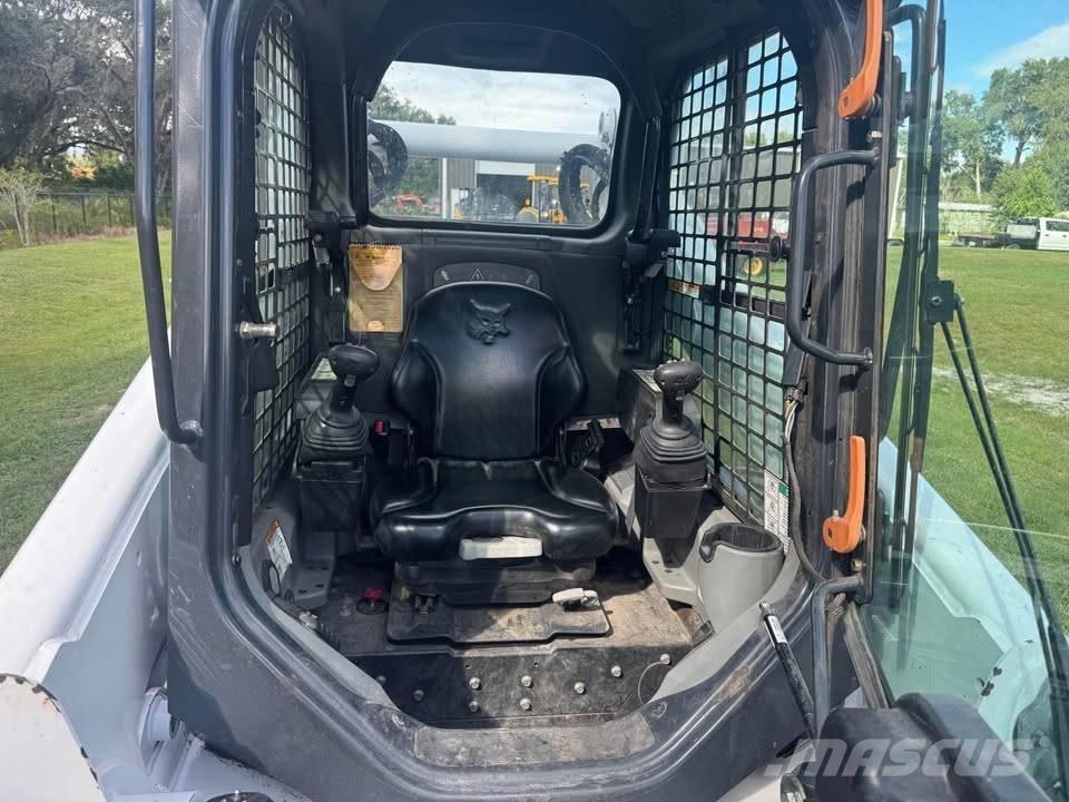 Bobcat T 770 滑移装载机