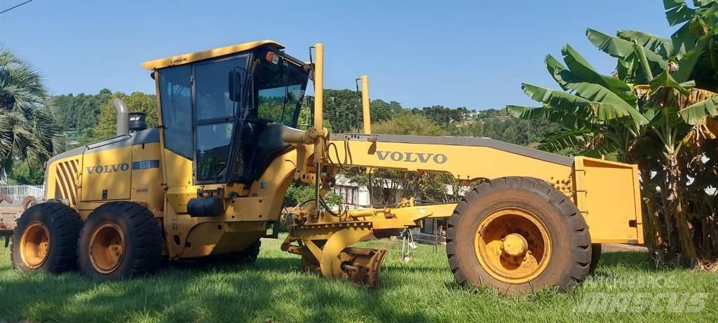 Volvo G 930 平地机/推土机