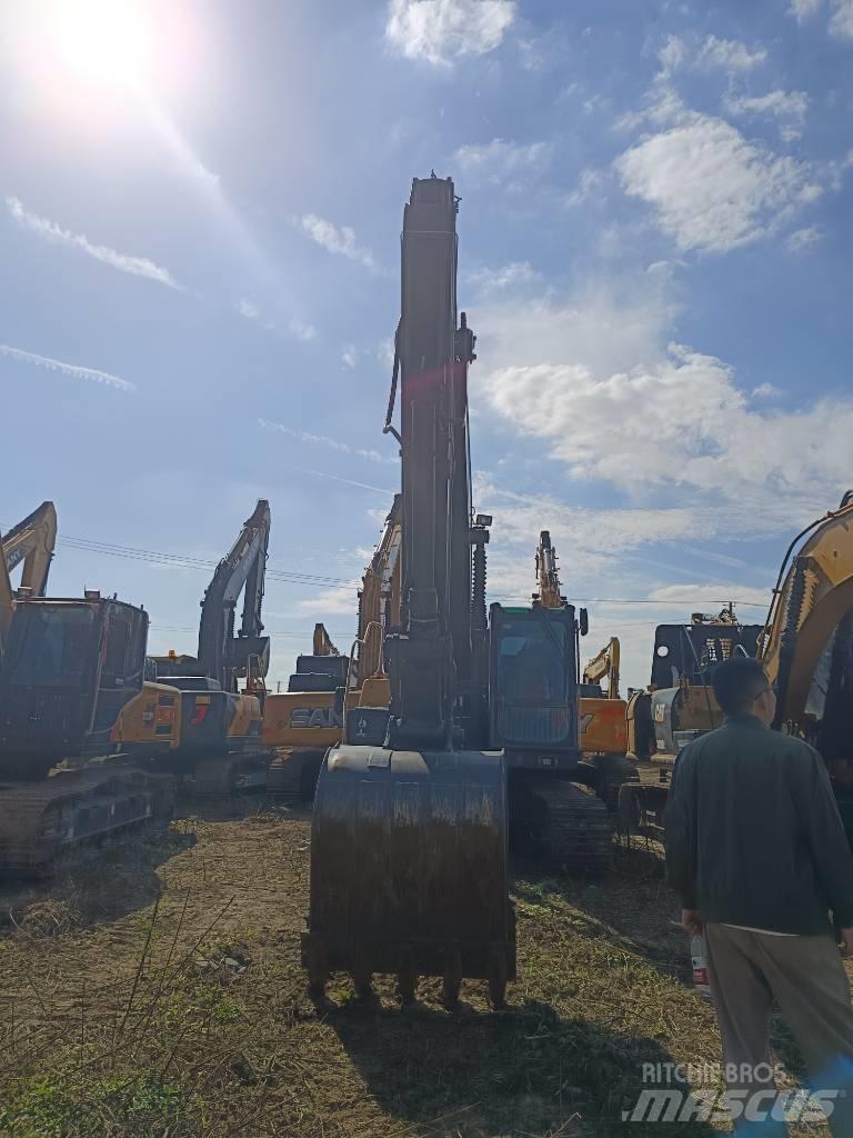 Volvo EC 210 履带挖掘机