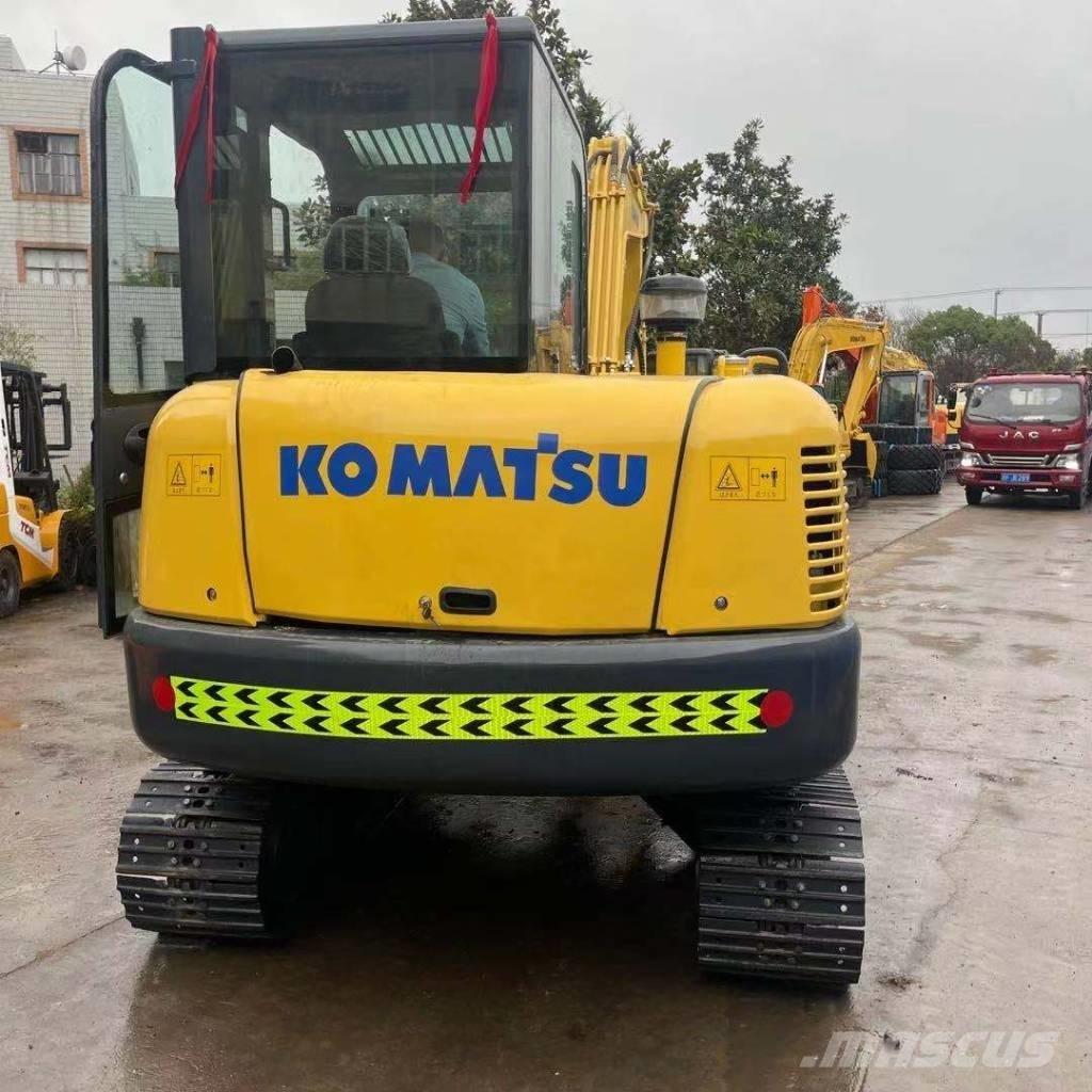 Komatsu PC56-7 小型挖掘机