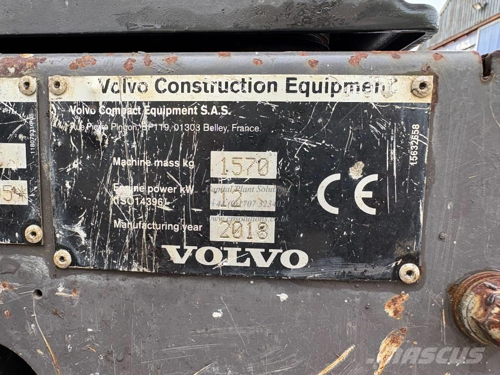 Volvo EC 15 D 小型挖掘机