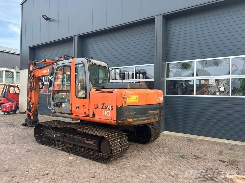 Hitachi ZX110 中型挖掘机