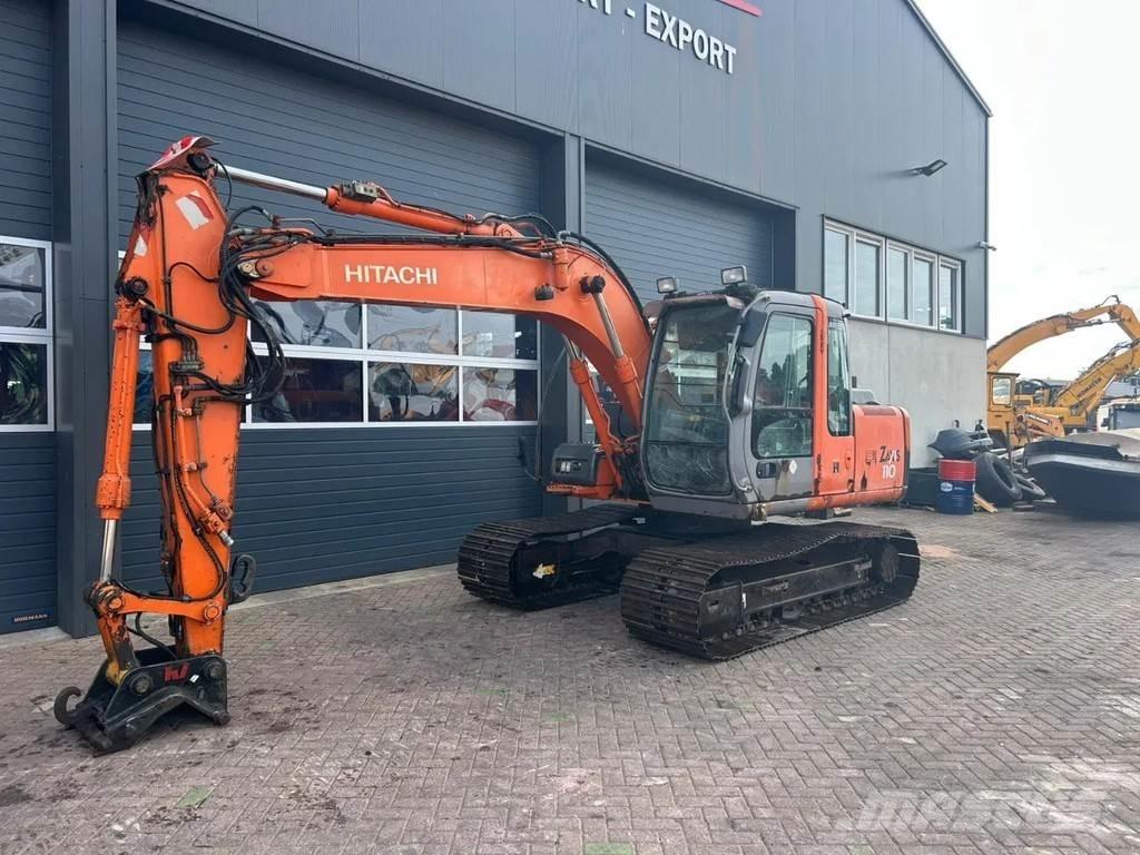 Hitachi ZX110 中型挖掘机