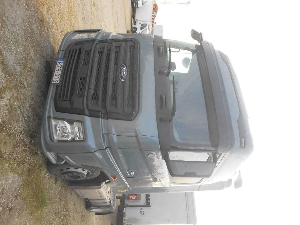 Ford F-MAX 4x2 MEGA 牵引车