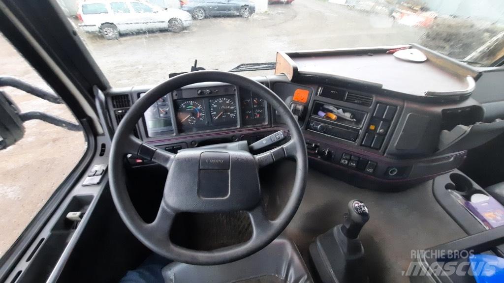 Volvo FM 10 车辆运输车