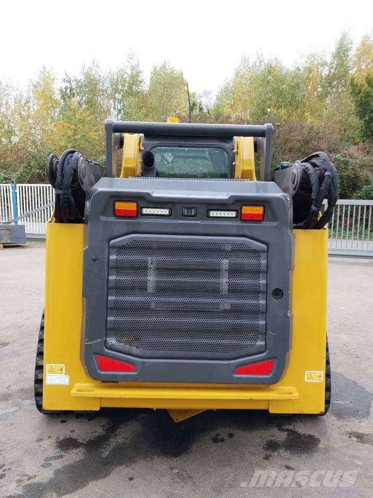 XCMG XC7-TV12 履带式装载机