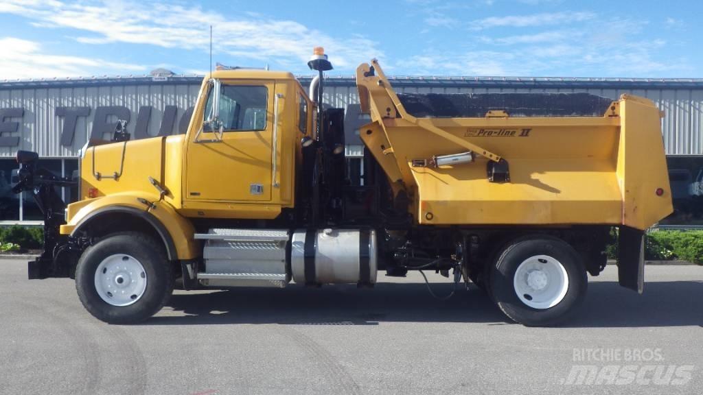Western Star 4900 FA 推雪机