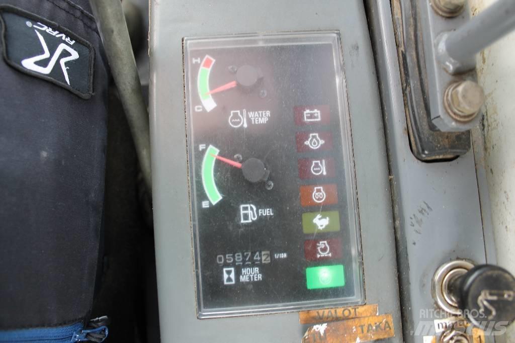 Takeuchi TB180FR 中型挖掘机