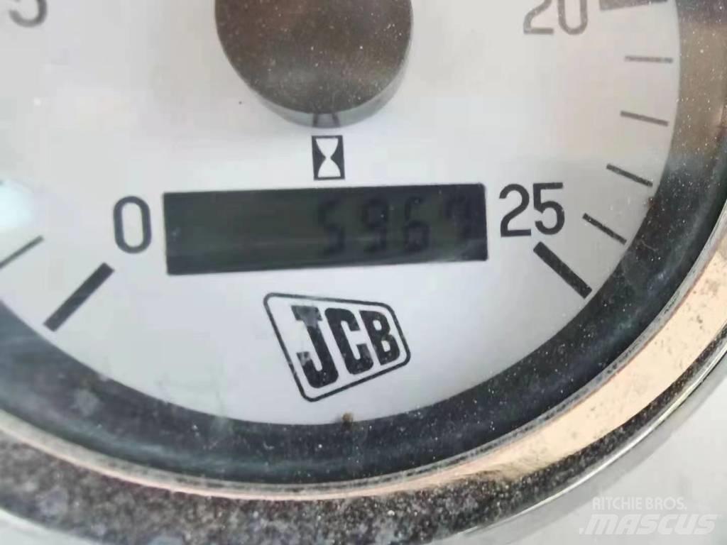 JCB 3 CX 反铲装载机