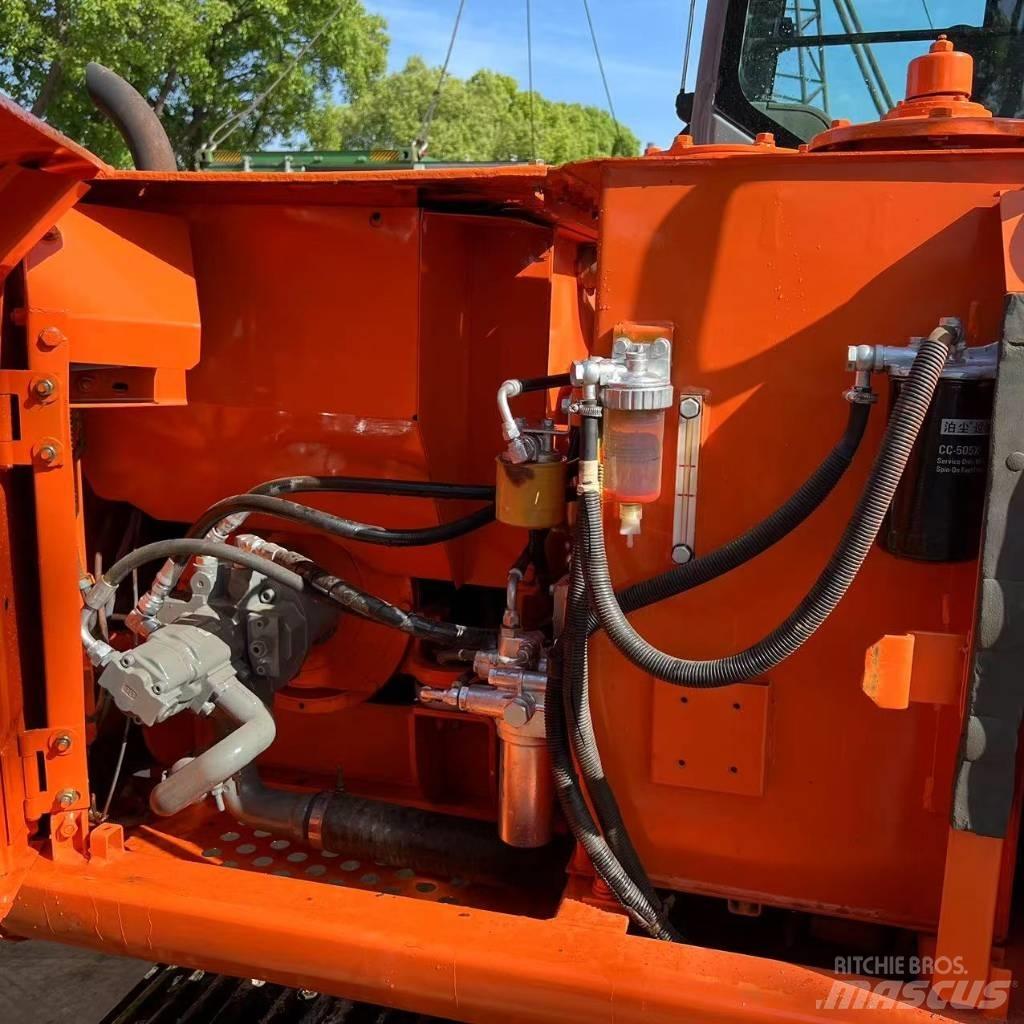 Hitachi ZX 60 小型挖掘机