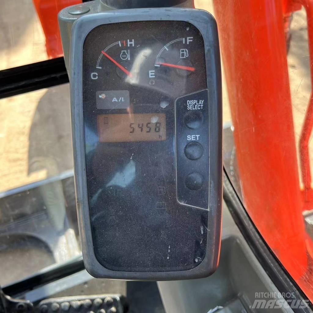 Hitachi ZX 60 小型挖掘机