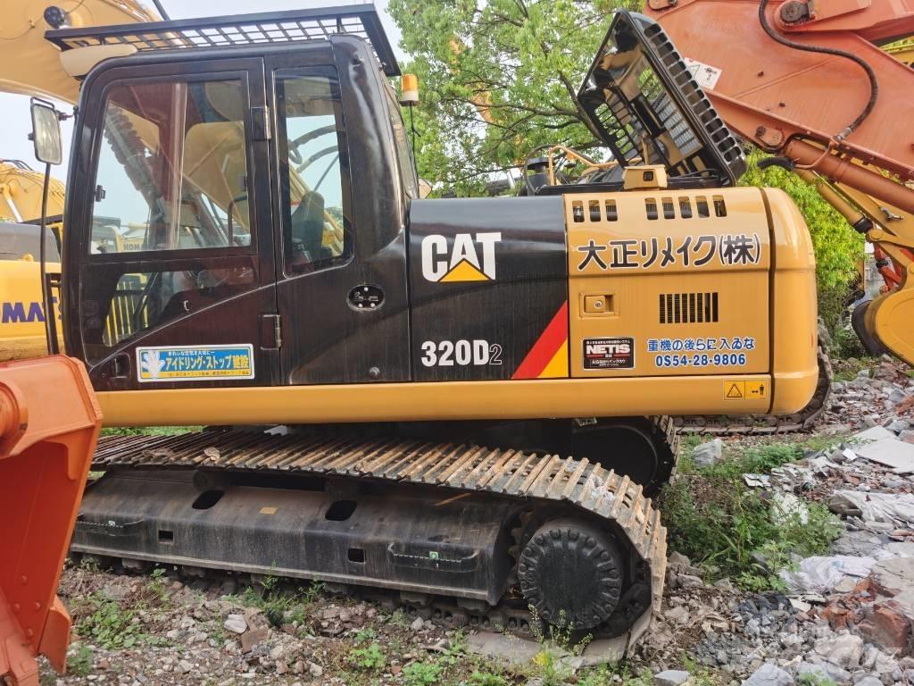 CAT 320 D2 履带挖掘机