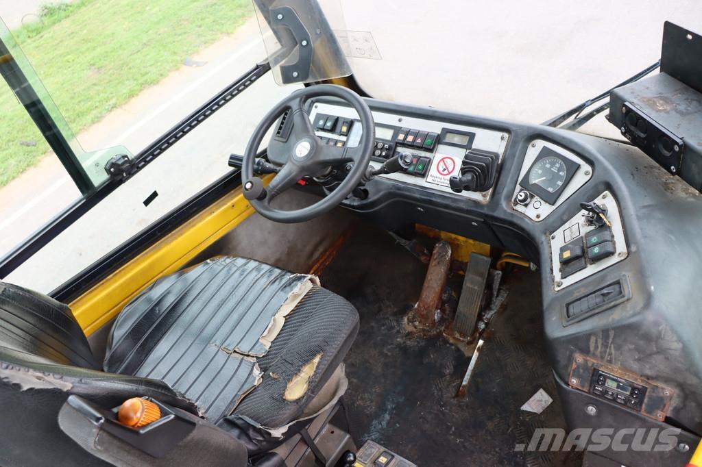 Terberg BC182 码头牵引车